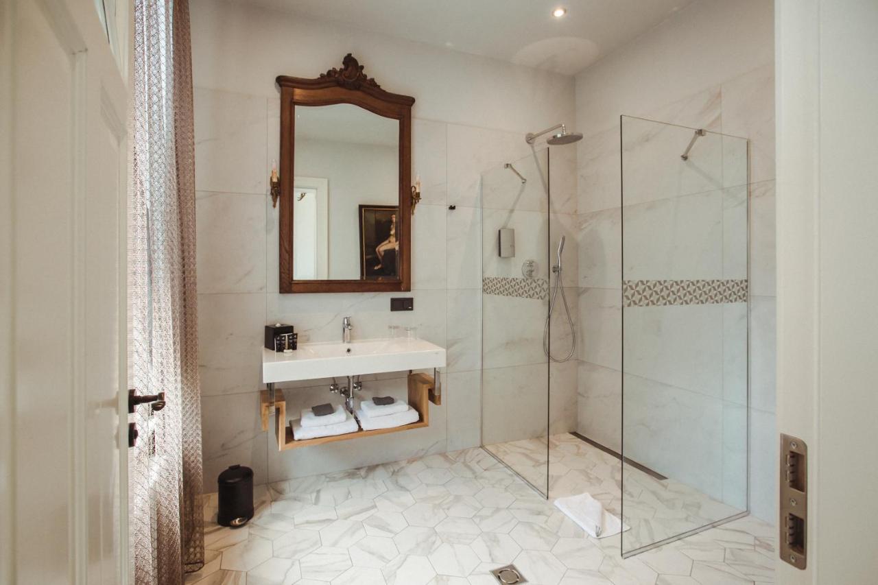 Art Hotel Roma เลียปาญา ภายนอก รูปภาพ