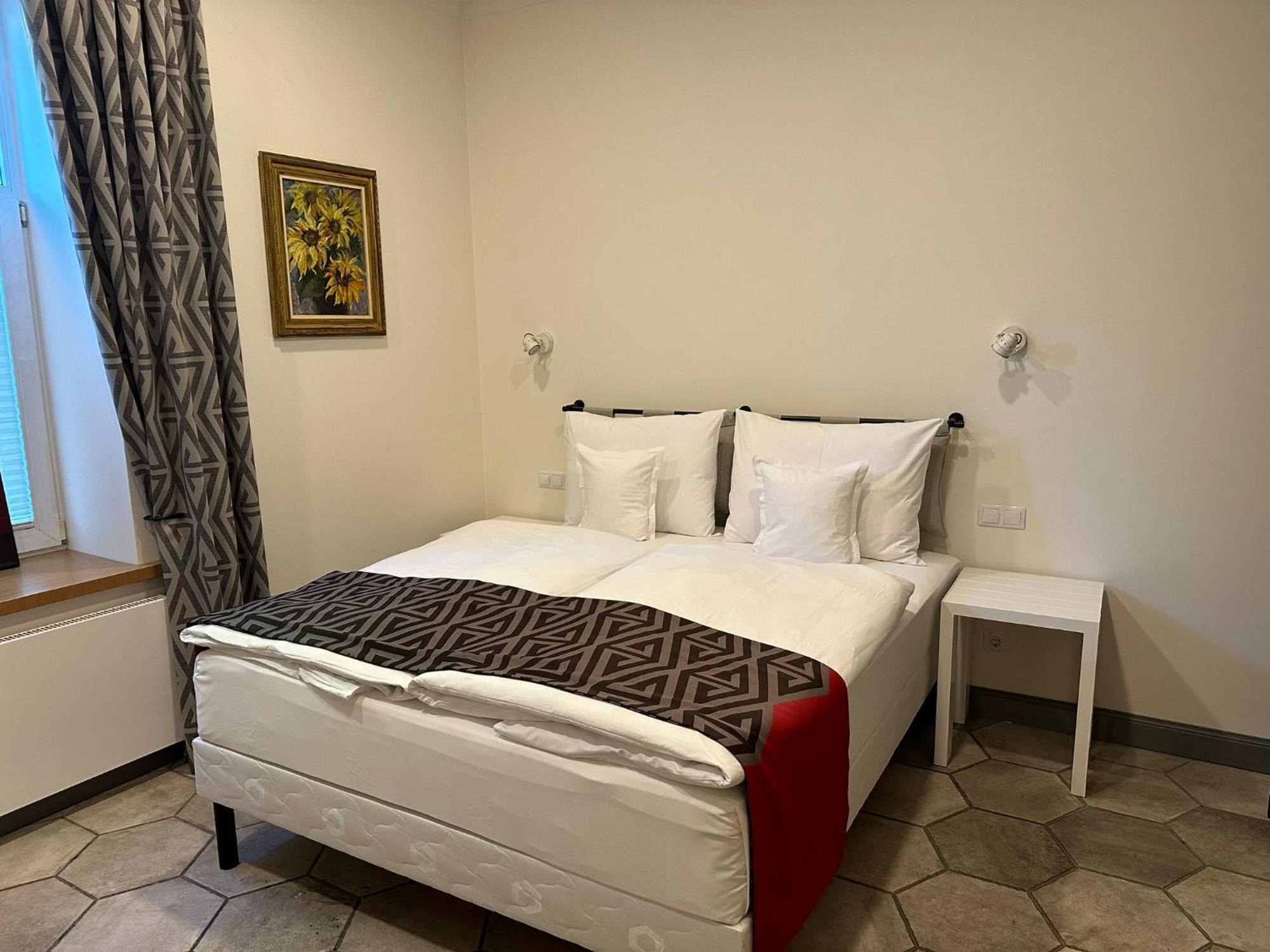 Art Hotel Roma เลียปาญา ภายนอก รูปภาพ